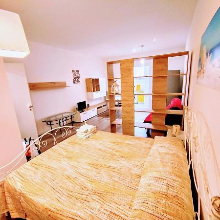 Casa Via Leuca Apartment Lecce Ngoại thất bức ảnh